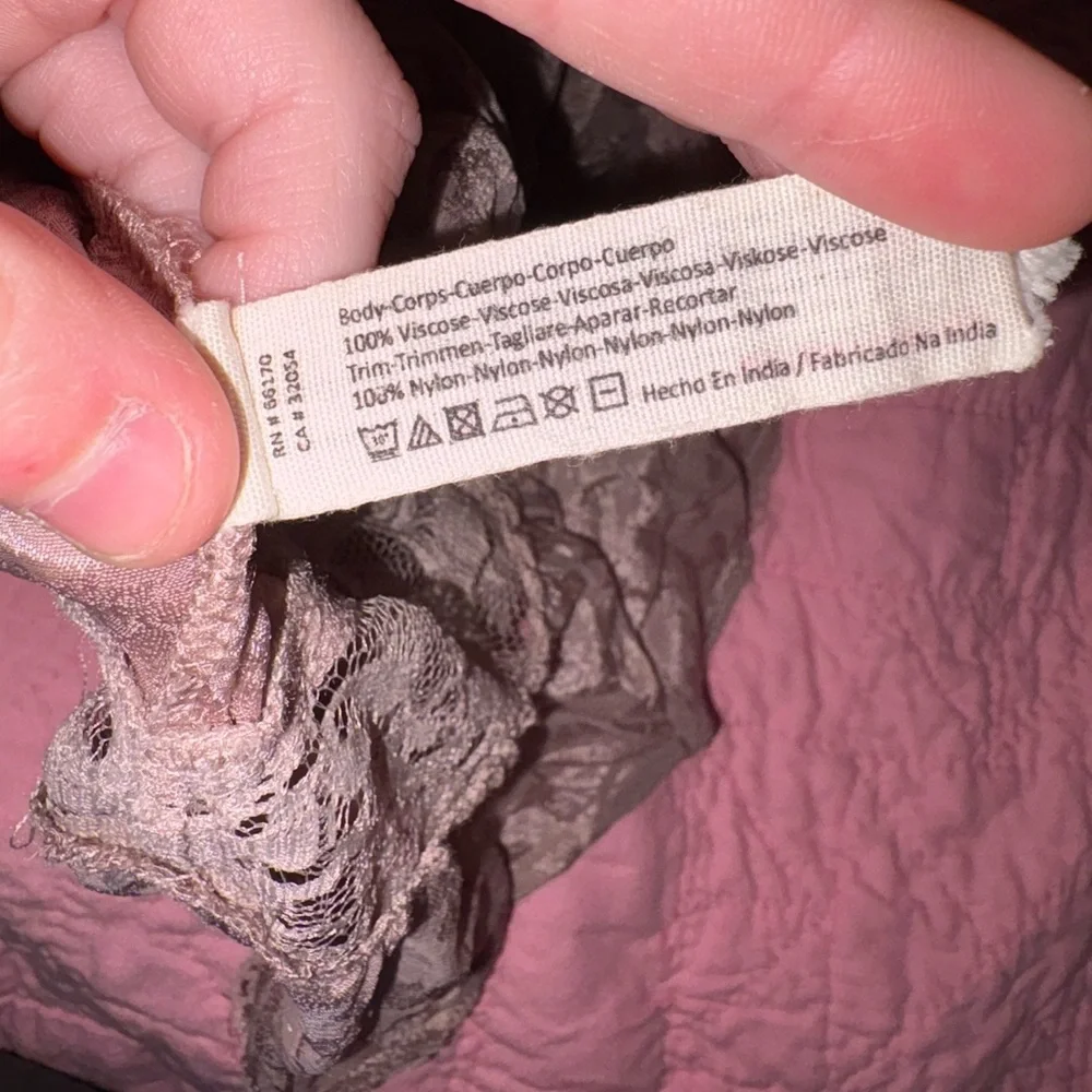 Intimately Free People Trapeze Lace Deep V Top in Pale Mauve - Picture 7 of 12